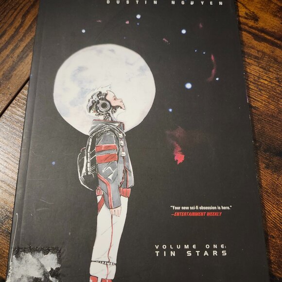 Descender Volume 1: Tin Stars Paperback - Picture 1 of 3